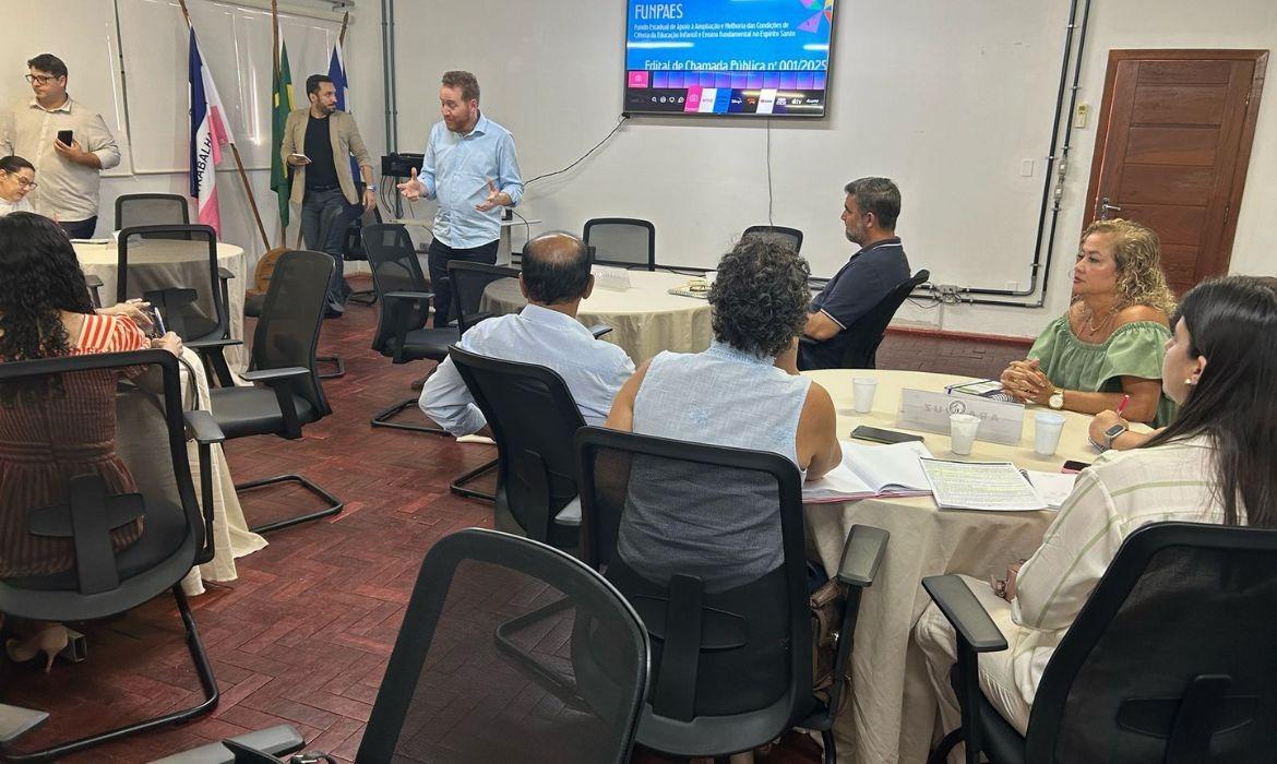 Aracruz participa de reunião sobre orientações para adesão ao Funpaes em 2025