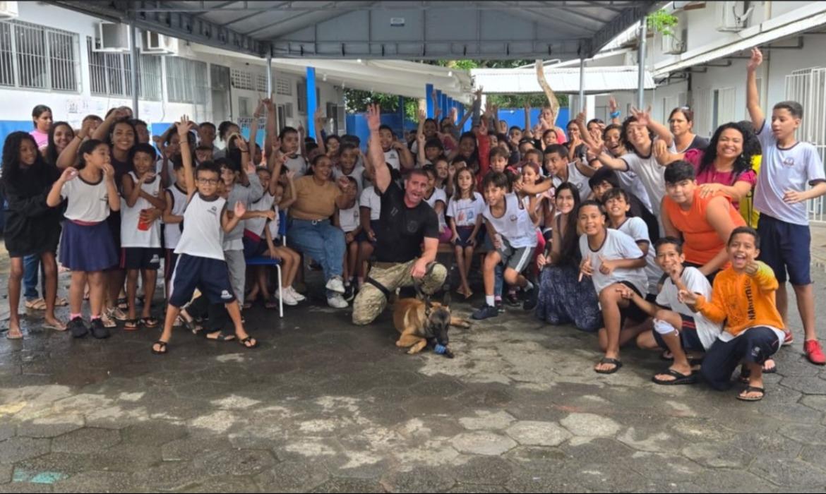 Projeto Agente Canino nas Escolas continua levando educação e conhecimento a estudantes de 1º ao 5º ano do Ensino Fundamental