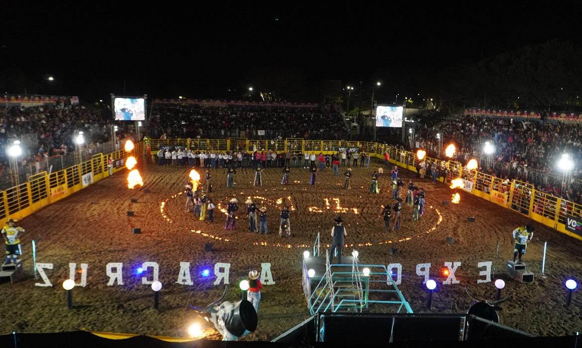 Primeiro dia da 26ª Expo Aracruz reúne tradição, entretenimento e grandes atrações no Parque de Exposições