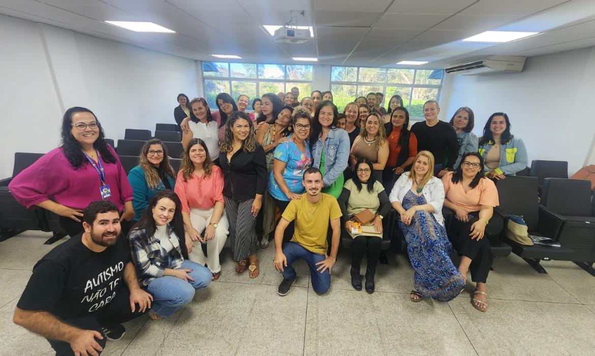 Professores da Educação Especial participam de formação sobre inclusão, diversidade e sala de aula