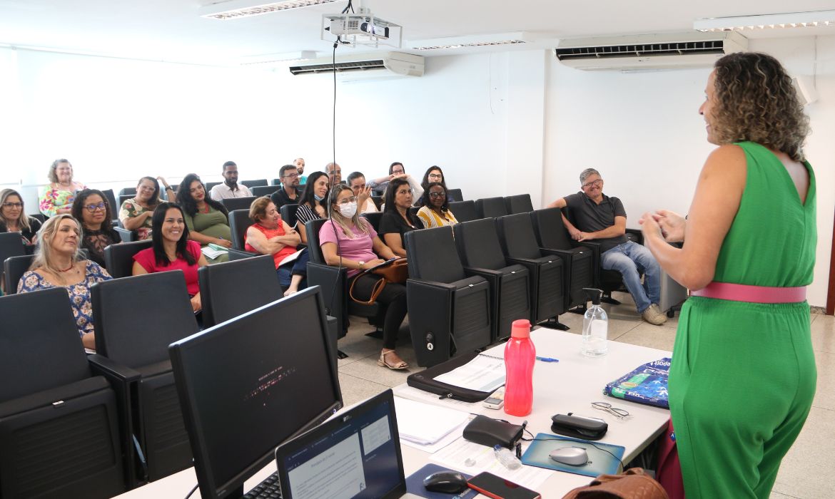 eSocial: Servidores participam de treinamento sobre nova plataforma trabalhista