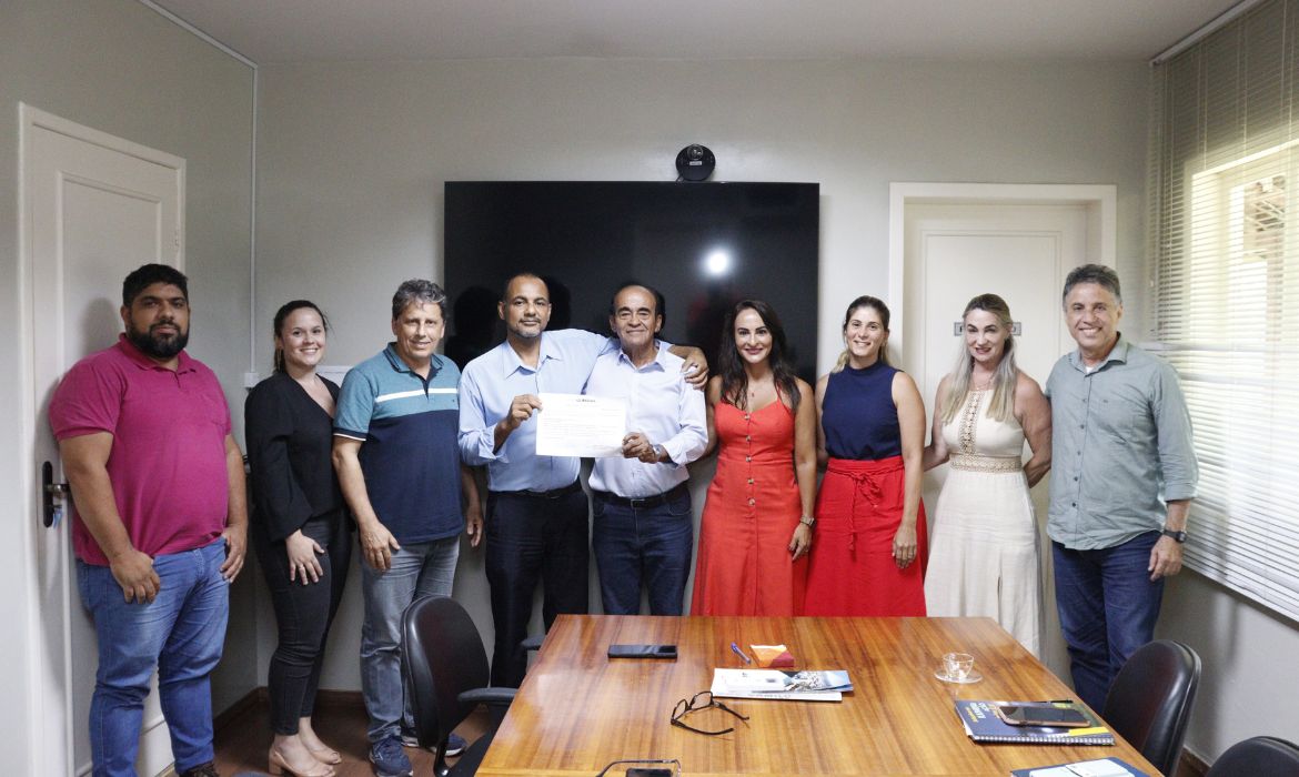 Prefeitura libera licença de operação da empresa EXCIM